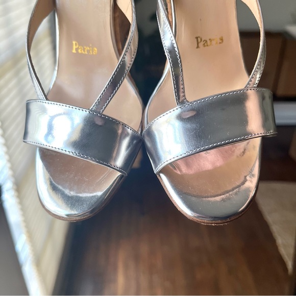 Christian Louboutin / Silver Open Toe Cork Heel Wedges - Picture 2 of 4